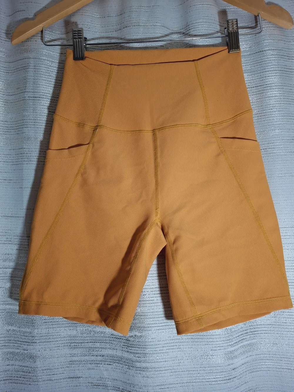 High-Waist Women’s Ribbed Bike Shorts in Marigold Small
